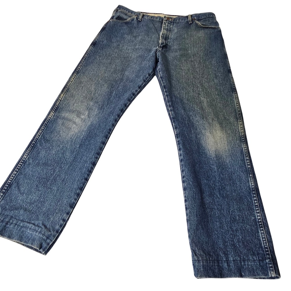 Wrangler Men's 13MWZ Blue Denim Jeans Classic Fit Straight Leg Waist‎ 38x31